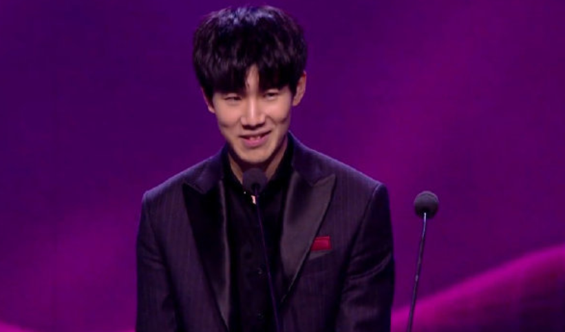 Zdz要睡着了！祥麟三杀奥恩怒切双C撼天动地 微笑队1-0icon队