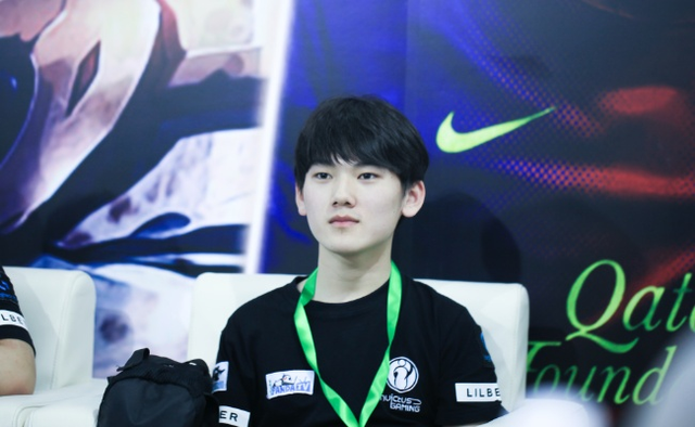 EliGE：从半决赛开始，明显感觉到大家都变得紧张了起来